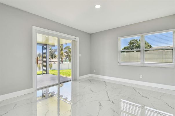 Empty room, Interior, Marble, Recessed Lighting