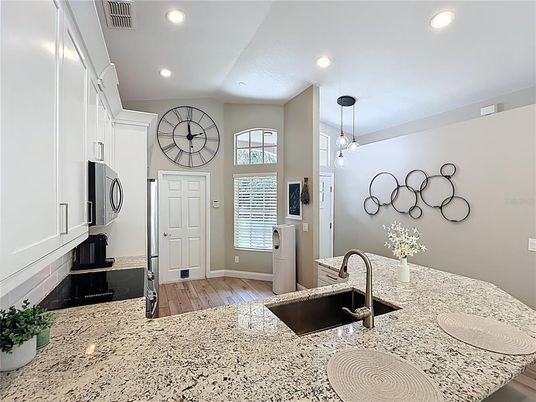Interior, Pendant Lights, Recessed Lighting, Wood Texture Flooring