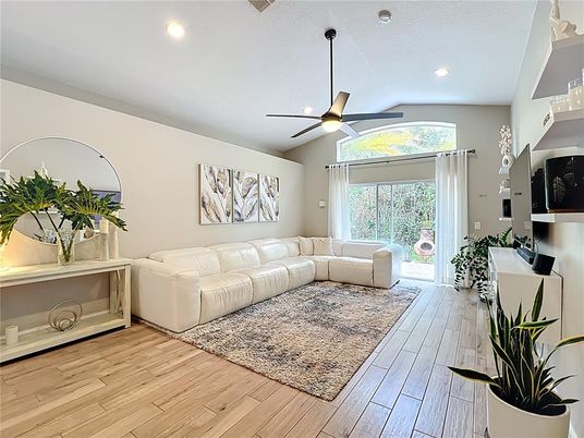 Interior, Living room, Recessed Lighting, Wood Texture Flooring