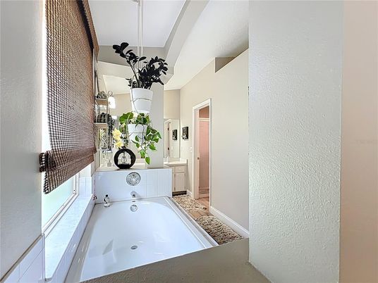 Bathroom, Interior, Pendant Lights