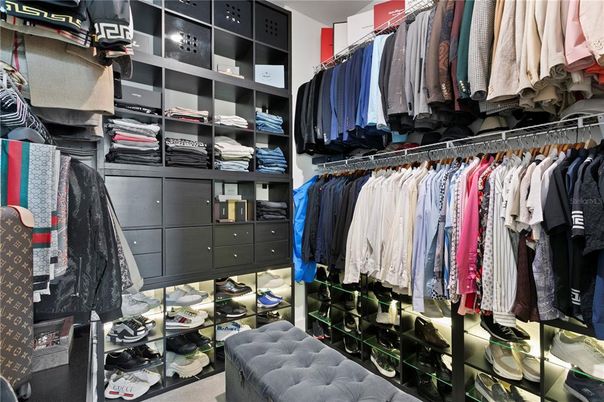 Interior, Walk-in Closets