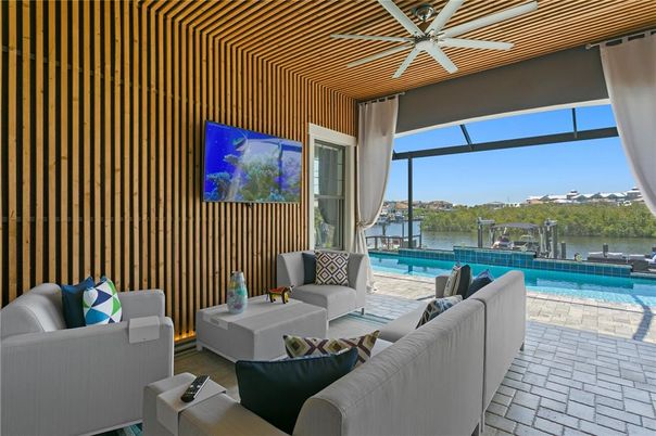 Interior, Living room, Pool, Water