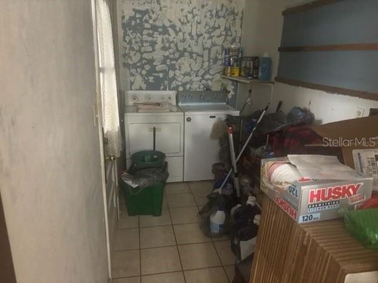 Interior, Washer