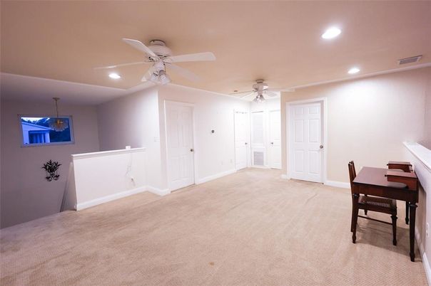 Dining room, Empty room, Interior, Recessed Lighting