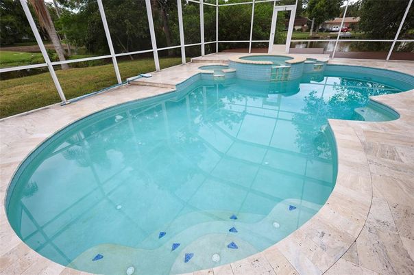 Interior, Pool, Sun Room