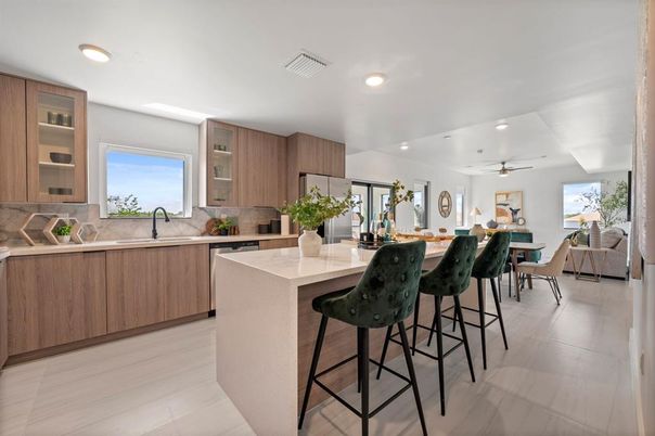 Dining room, Interior, Kitchen, Recessed Lighting