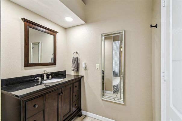 Bathroom, Interior, Recessed Lighting