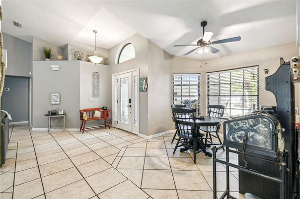 Dining room, Interior, Pendant Lights