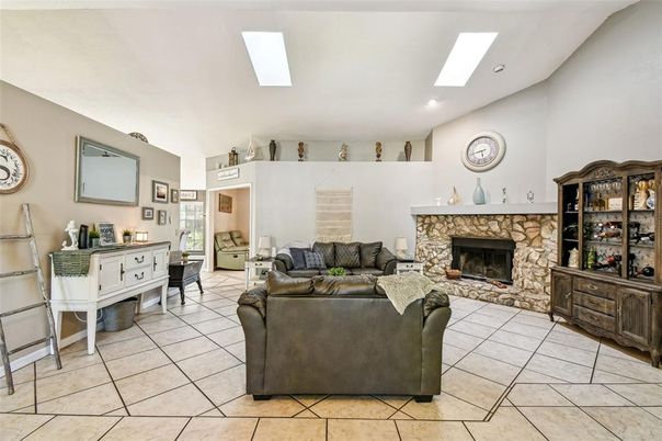 Fireplace, Interior, Living room, Recessed Lighting
