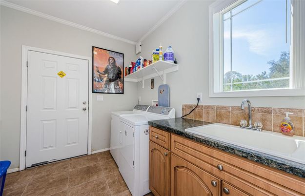 Interior, Washer
