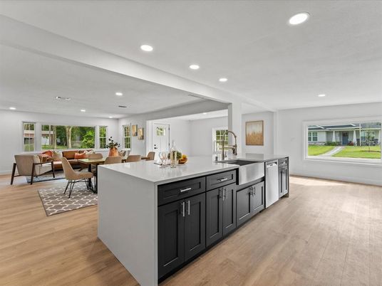 Dining room, Interior, Kitchen, Recessed Lighting, Wood Texture Flooring