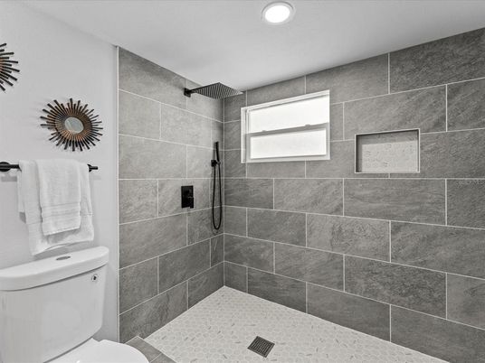 Bathroom, Interior, Recessed Lighting