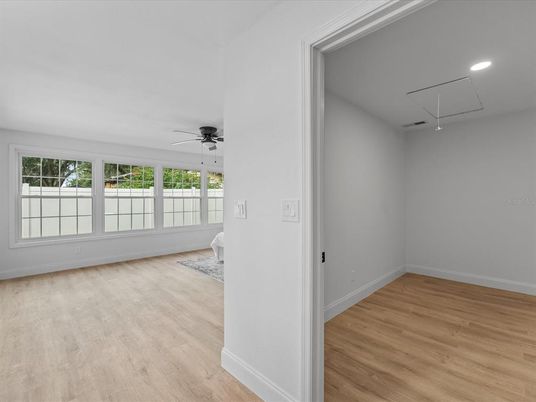 Empty room, Interior, Recessed Lighting, Wood Texture Flooring