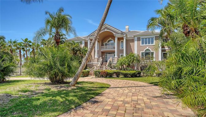 Backyard, Exterior, Facade, Mediterranean