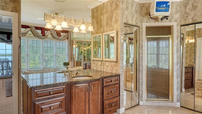 Bathroom, Glass Shower, Interior