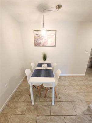 Dining room, Interior