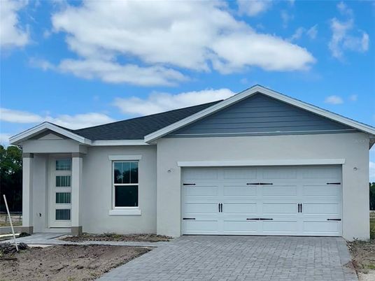 Attached, Exterior, Facade, Ranch
