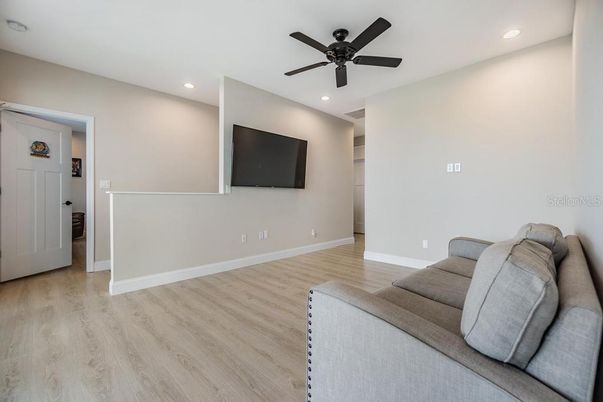 Interior, Living room, Recessed Lighting, Wood Texture Flooring