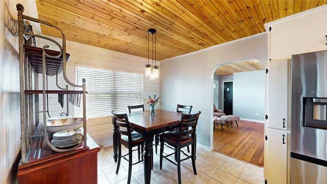Dining room, Interior, Kitchen, Pendant Lights, Wooden Ceilings, Wood Texture Flooring