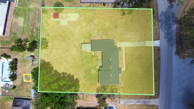 Exterior, Drone