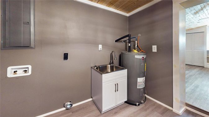 Interior, Washer, Wooden Ceilings, Wood Texture Flooring