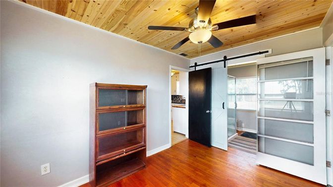 Empty room, Interior, Wooden Ceilings, Wood Texture Flooring