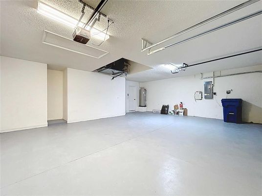 Garage, Interior