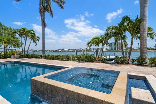 Exterior, Lake, Pool, Water