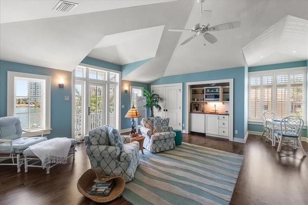 Dining room, Interior, Living room, Recessed Lighting, Wood Texture Flooring