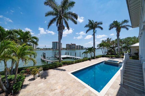 Exterior, Lake, Pool, Water
