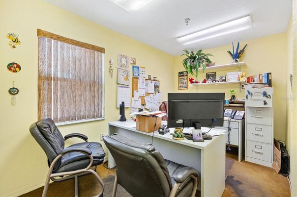 Home Office, Interior