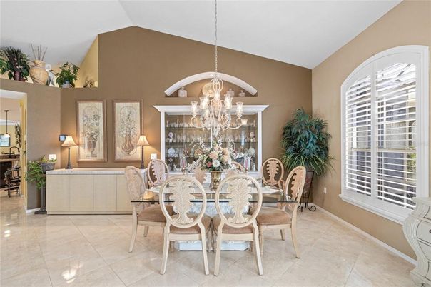 Chandelier, Dining room, Interior