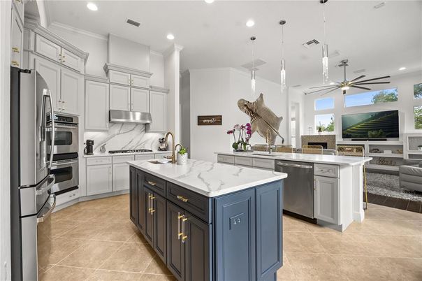 Interior, Kitchen, Pendant Lights, Recessed Lighting, Stainless Steel Appliances
