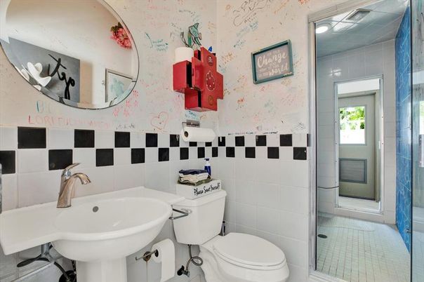 Bathroom, Interior