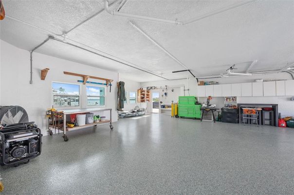 Garage, Interior