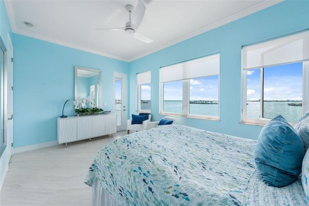 Bedroom, Interior, Water