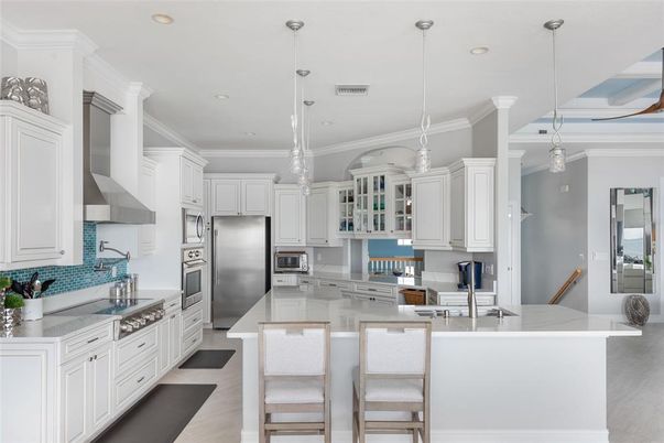 Interior, Kitchen, Pendant Lights, Recessed Lighting, Stainless Steel Appliances