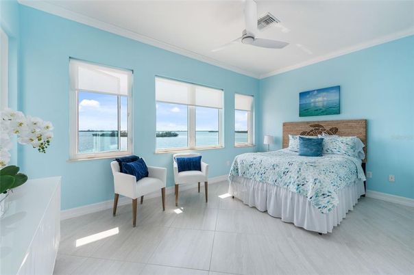 Bedroom, Interior, Water