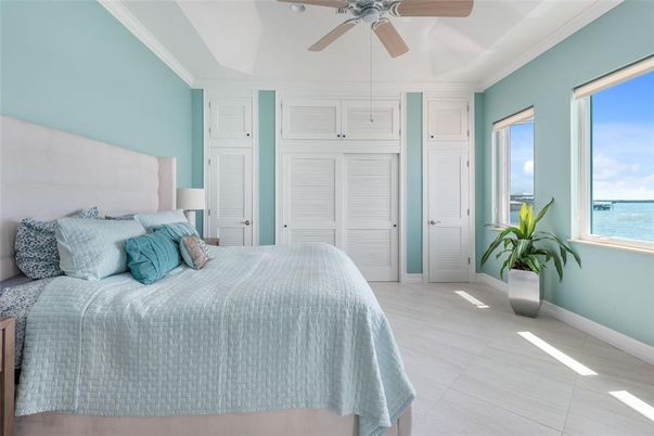 Bedroom, Interior, Water
