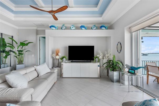 Interior, Living room, Water