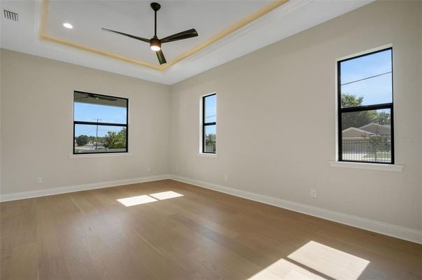 Empty room, Interior, Recessed Lighting, Wood Texture Flooring