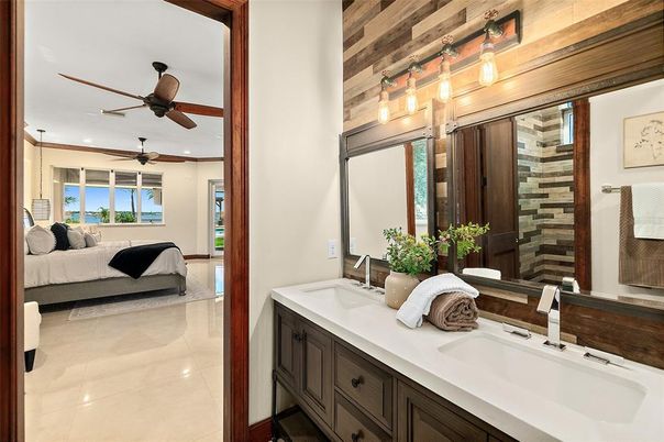Bathroom, Bedroom, Dual Sink Vanities, Interior, Recessed Lighting