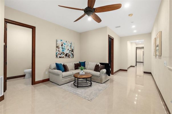 Bathroom, Interior, Living room, Recessed Lighting