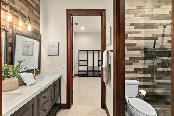 Bathroom, Bedroom, Glass Shower, Interior, Recessed Lighting
