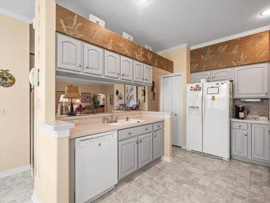 Interior, Kitchen, Recessed Lighting