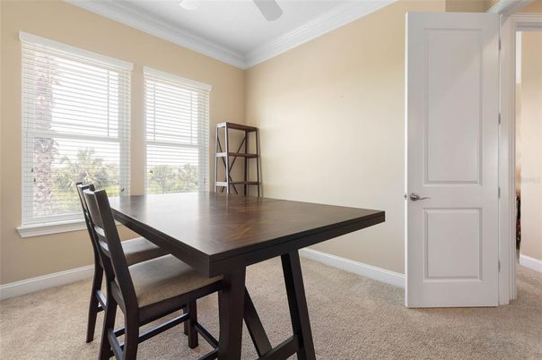 Dining room, Interior