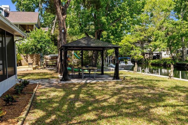 Backyard, Exterior, Playground