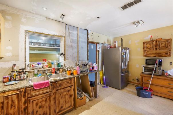 Interior, Kitchen, Recessed Lighting