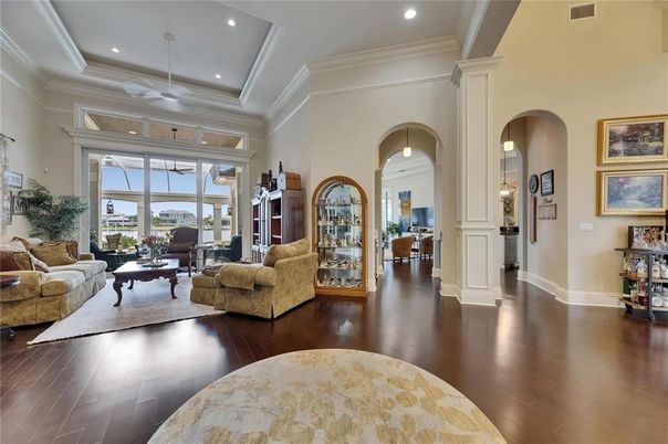 Interior, Living room, Pendant Lights, Recessed Lighting, Wood Texture Flooring