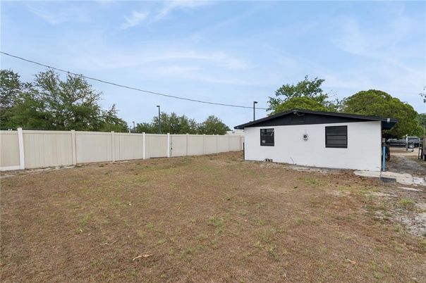 Backyard, Exterior